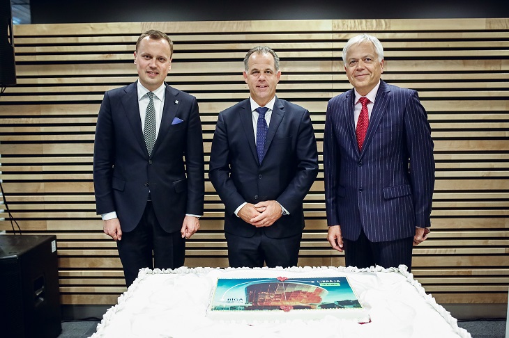 Самолет Рига-Лиепая